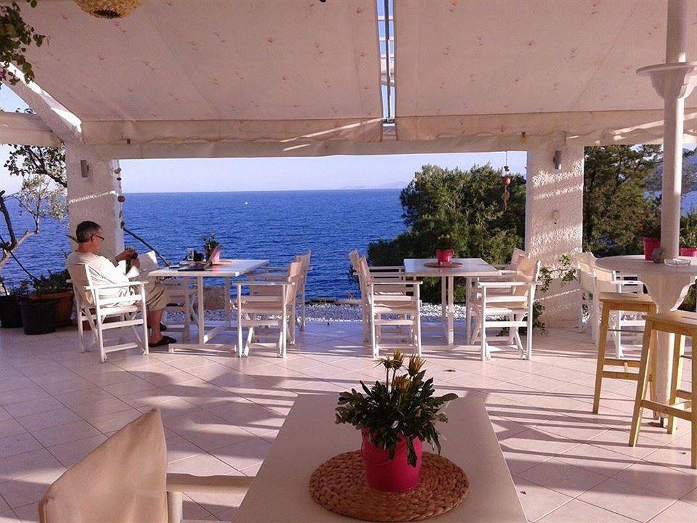Kavos Bay Seafront Hotel Agia Marina  エクステリア 写真
