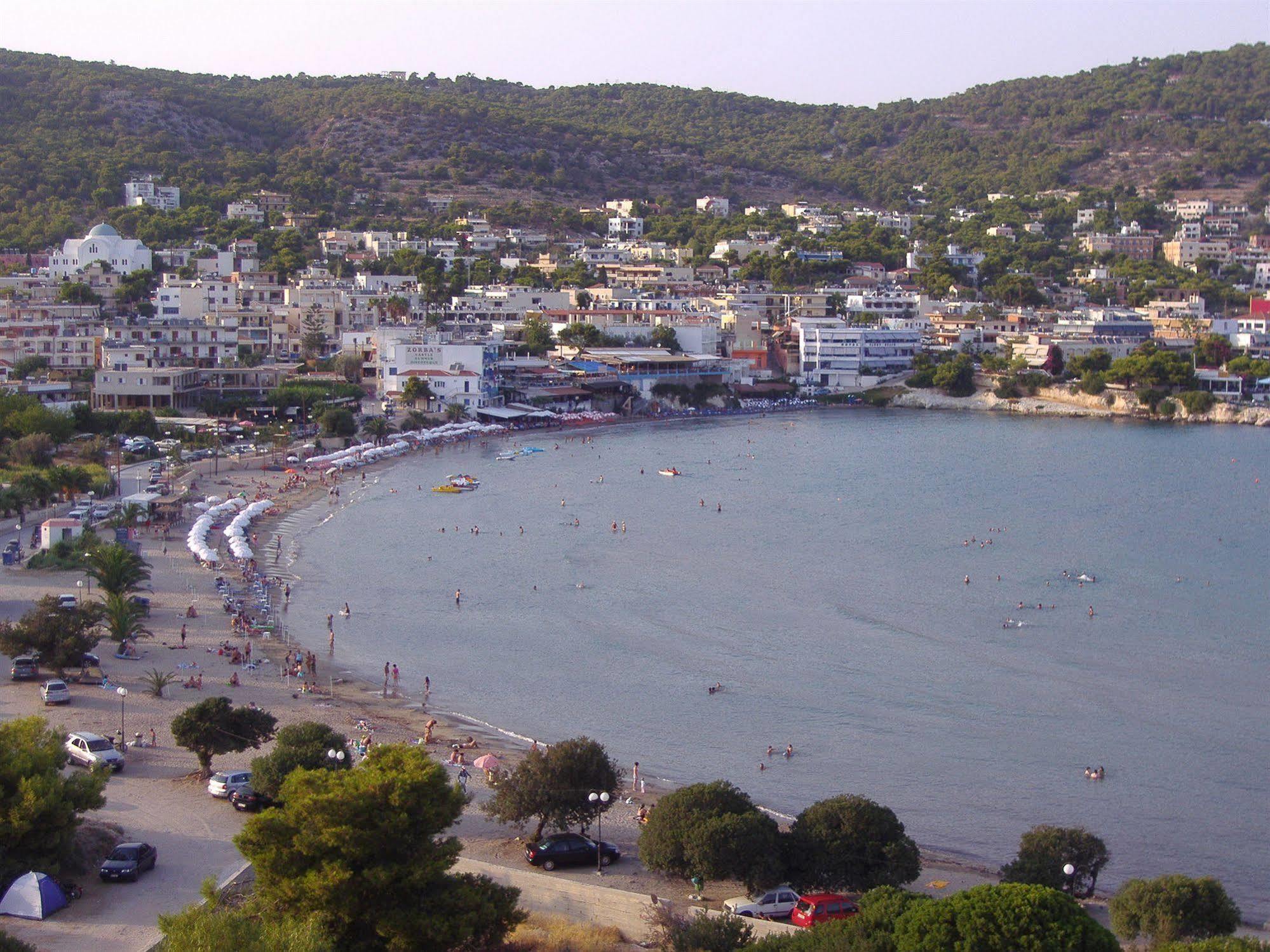 Kavos Bay Seafront Hotel Agia Marina  エクステリア 写真