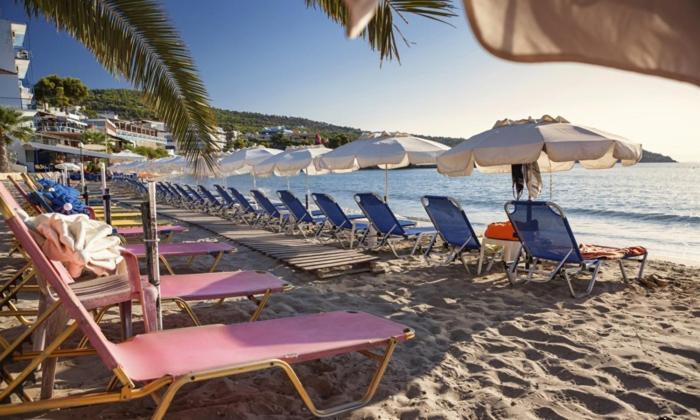 Kavos Bay Seafront Hotel Agia Marina  エクステリア 写真